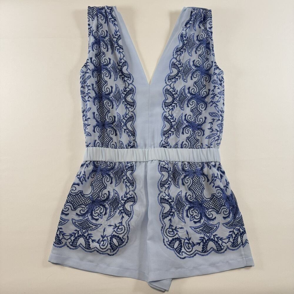 BCBG MAXAZRIA SIZE XS VANCE PRINTED V-NECK ROMPER LIGHT OASIS - Picture 2 of 13
